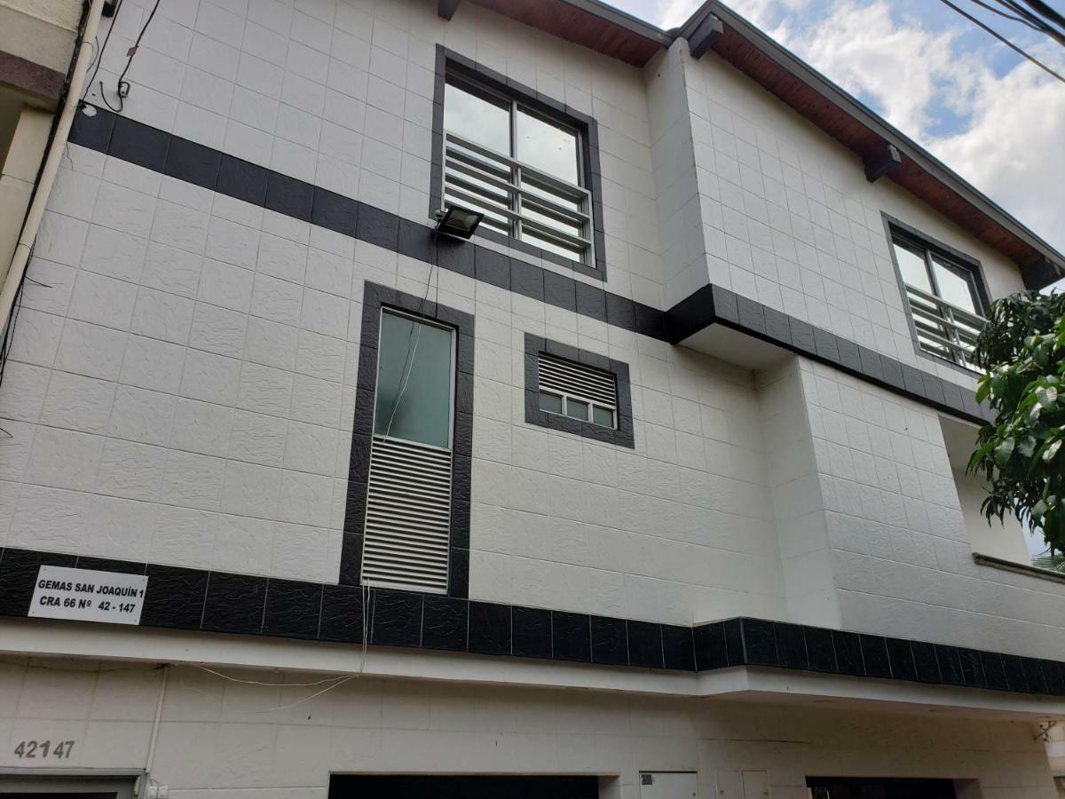 Gemas San Joaquin 1 Hotel เมเดยิน ภายนอก รูปภาพ
